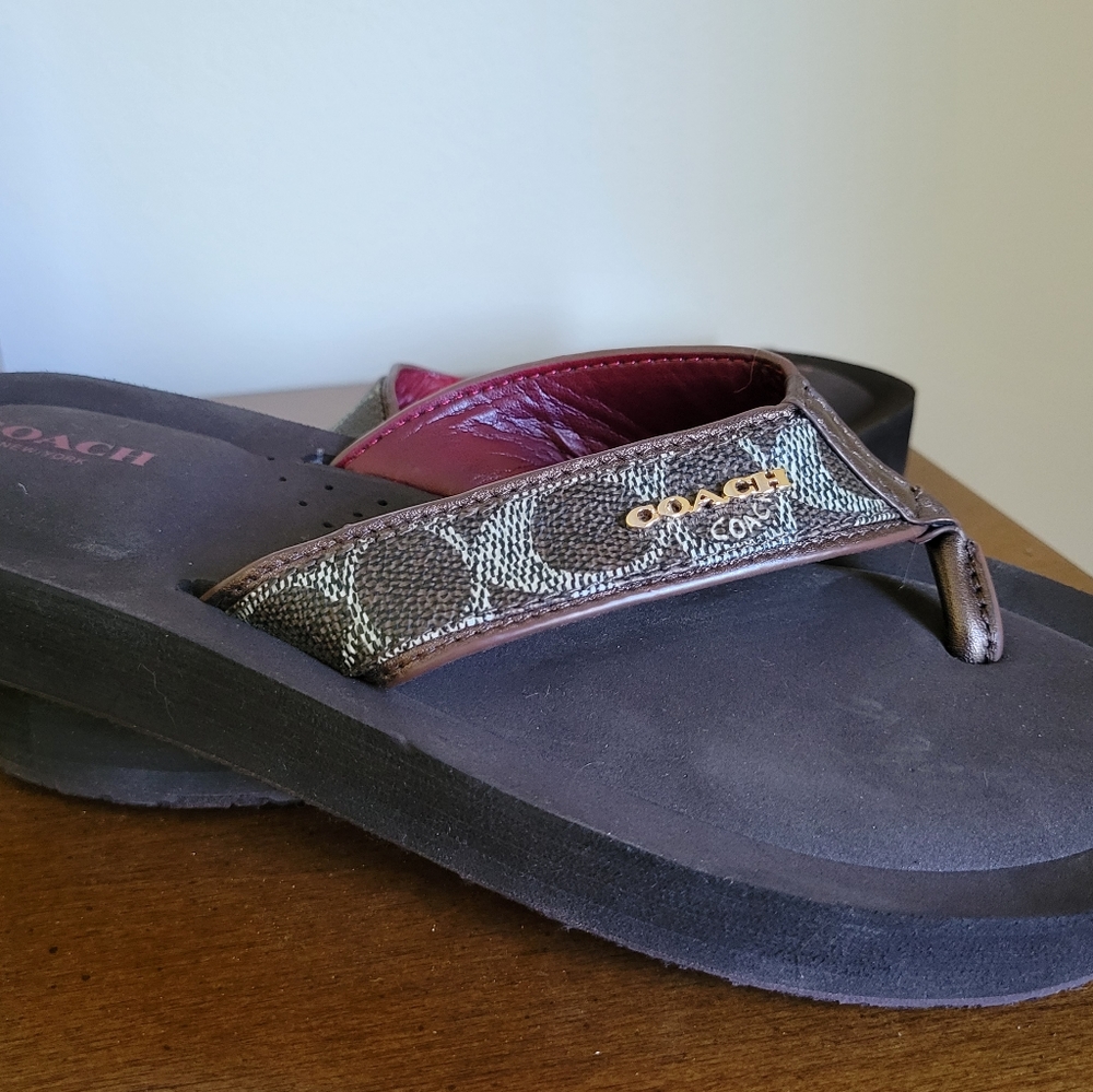 Coach Judy Sig flip flips